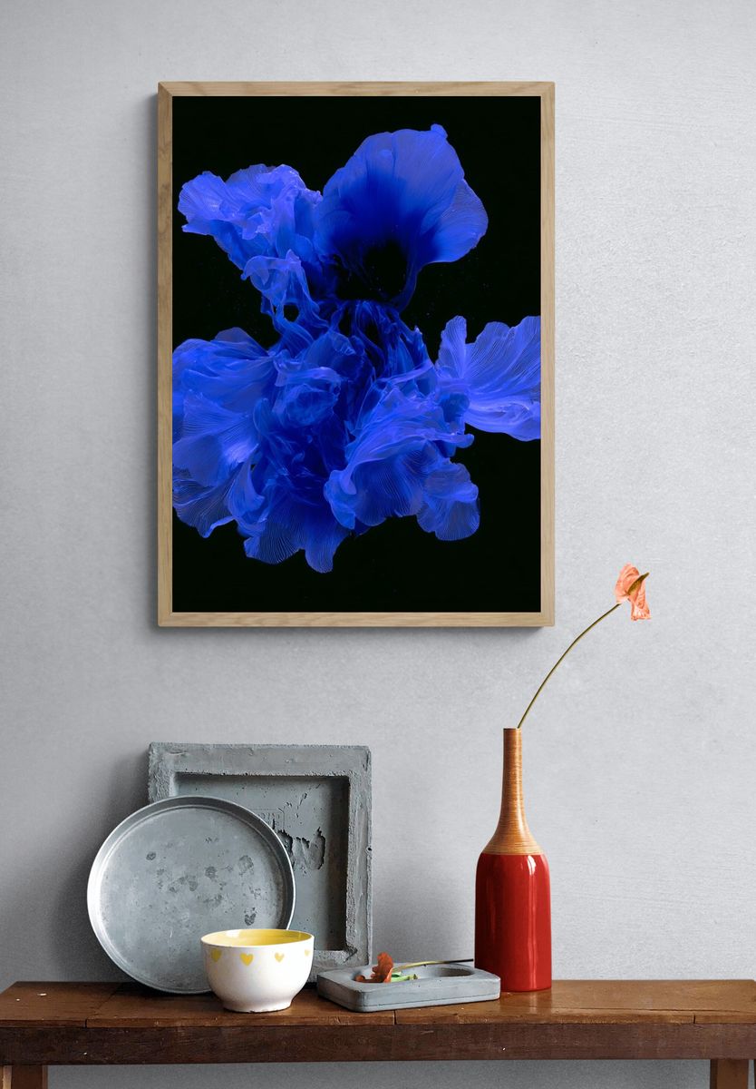 Blue Floral Abstract Poster. — room view 3