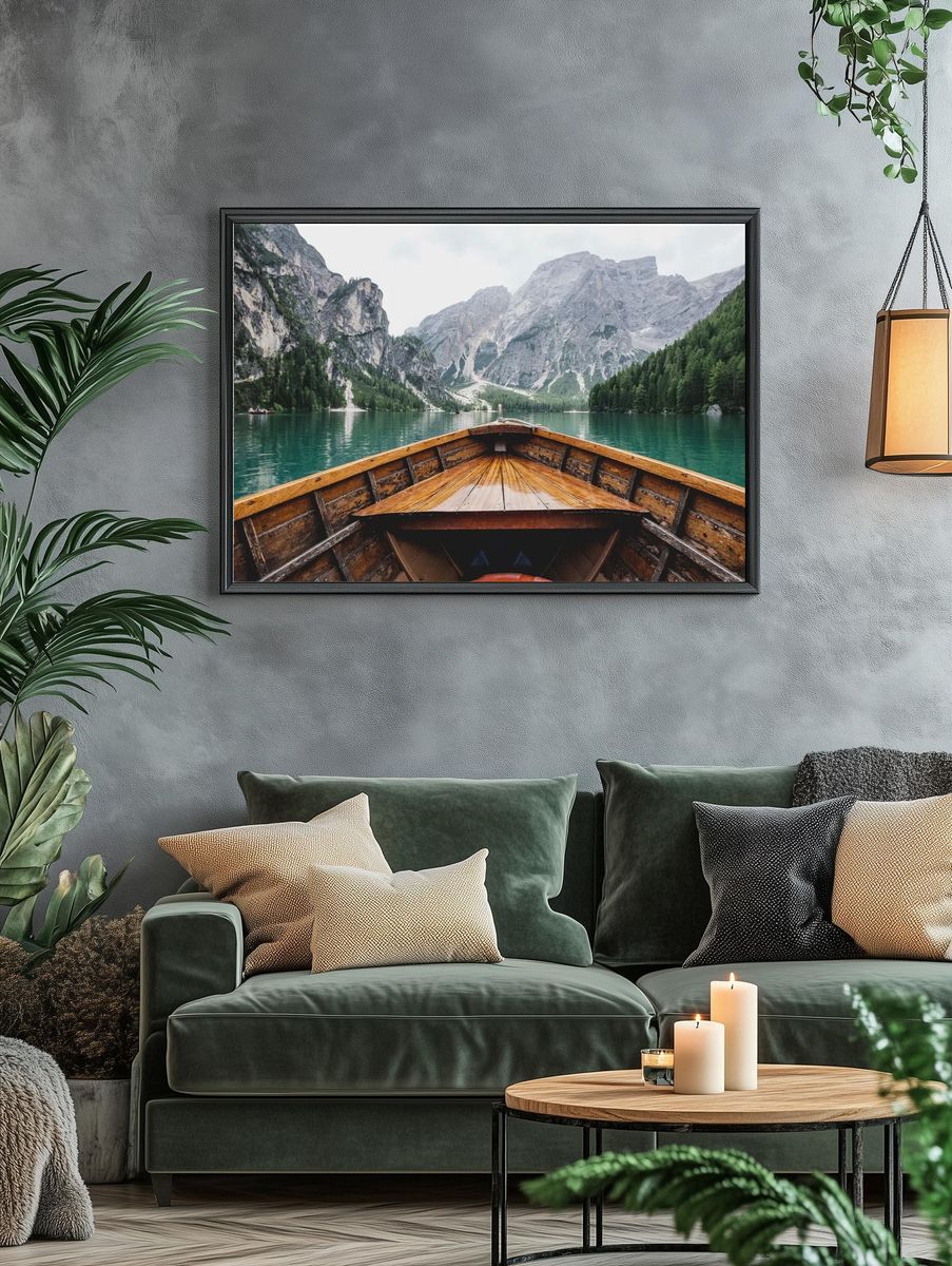 boat Lago di Braies, Italy. — room view 4