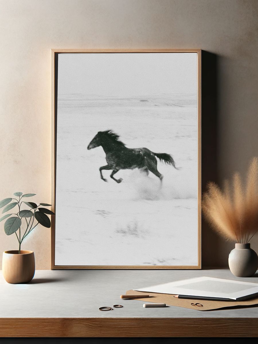 Running Horse Black-White Poster. — room view 2