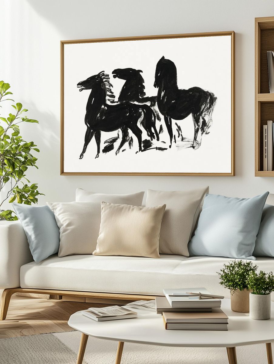 Drie zwarte paarden staand naar. — room view 2