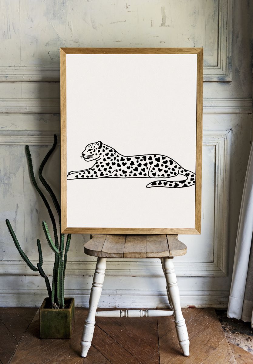 Leopard Heart Pattern Print. — room view 1
