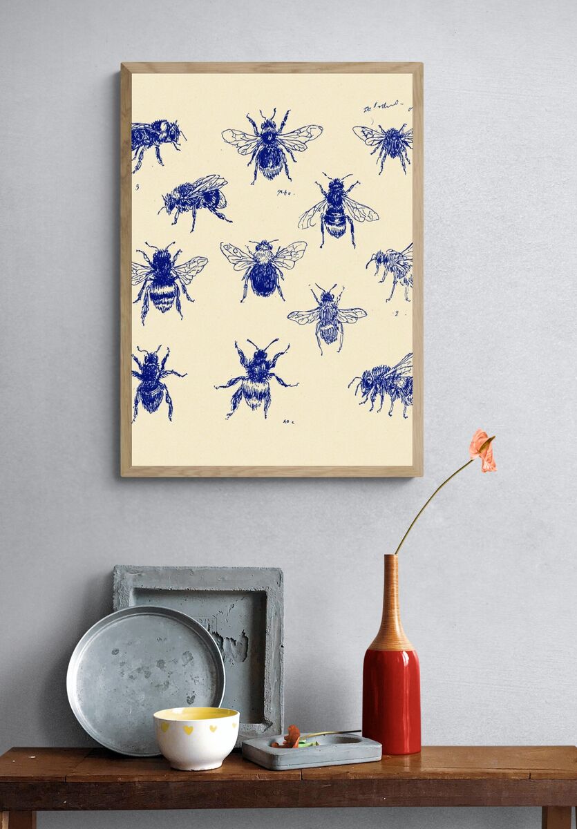 Bee Illustration Poster. — room view 3