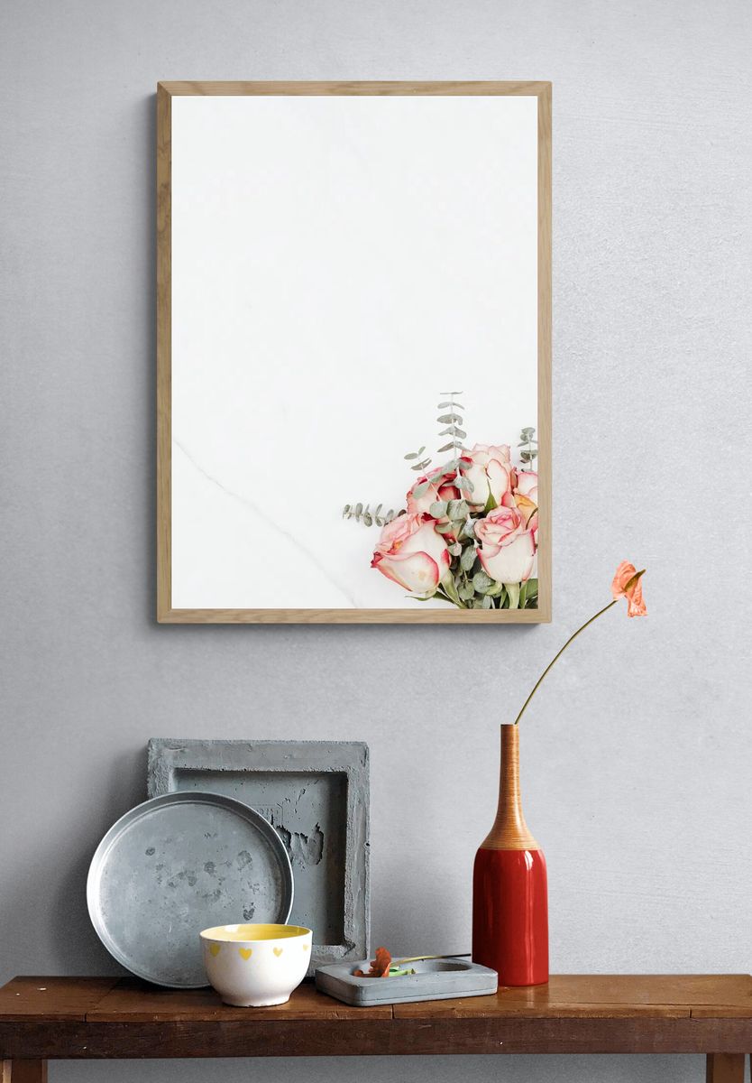 Valentine's rose bouquet white marble. — room view 3