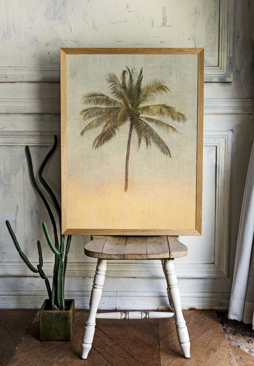 Trunk top palm tree painting. room preview