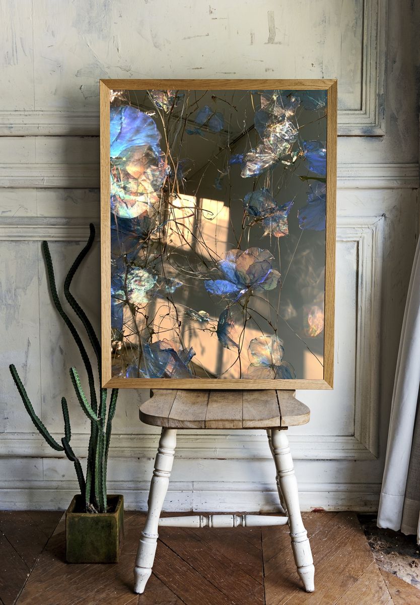 Iridescent Floral Installation Poster. — room view 1