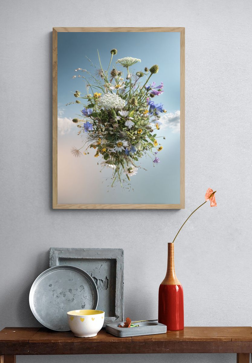 Wildflower Bouquet Botanical Print. — room view 3