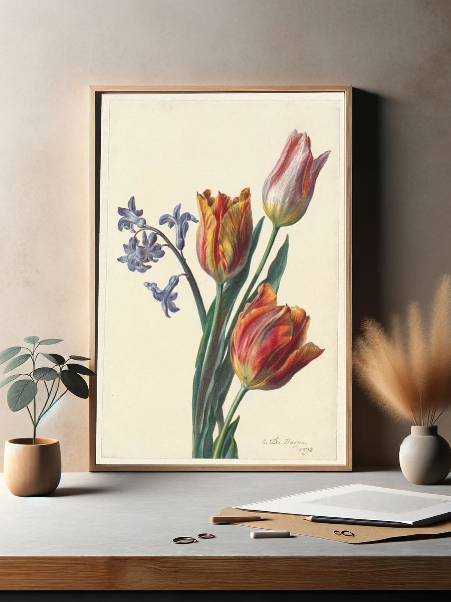 Drie tulpen en een takje. — room view 2