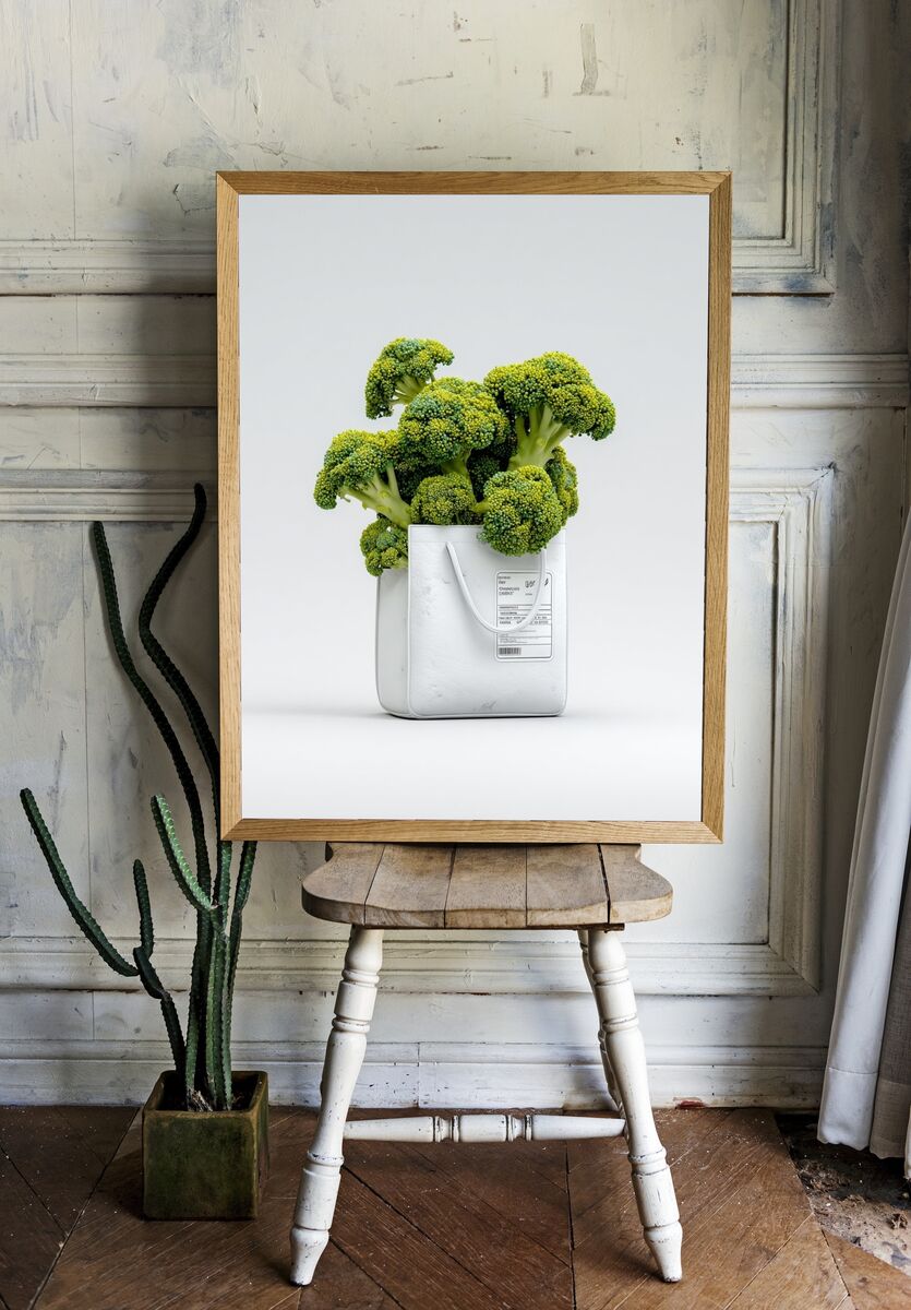 Broccoli in Tote Bag — Modern Print. — room view 1