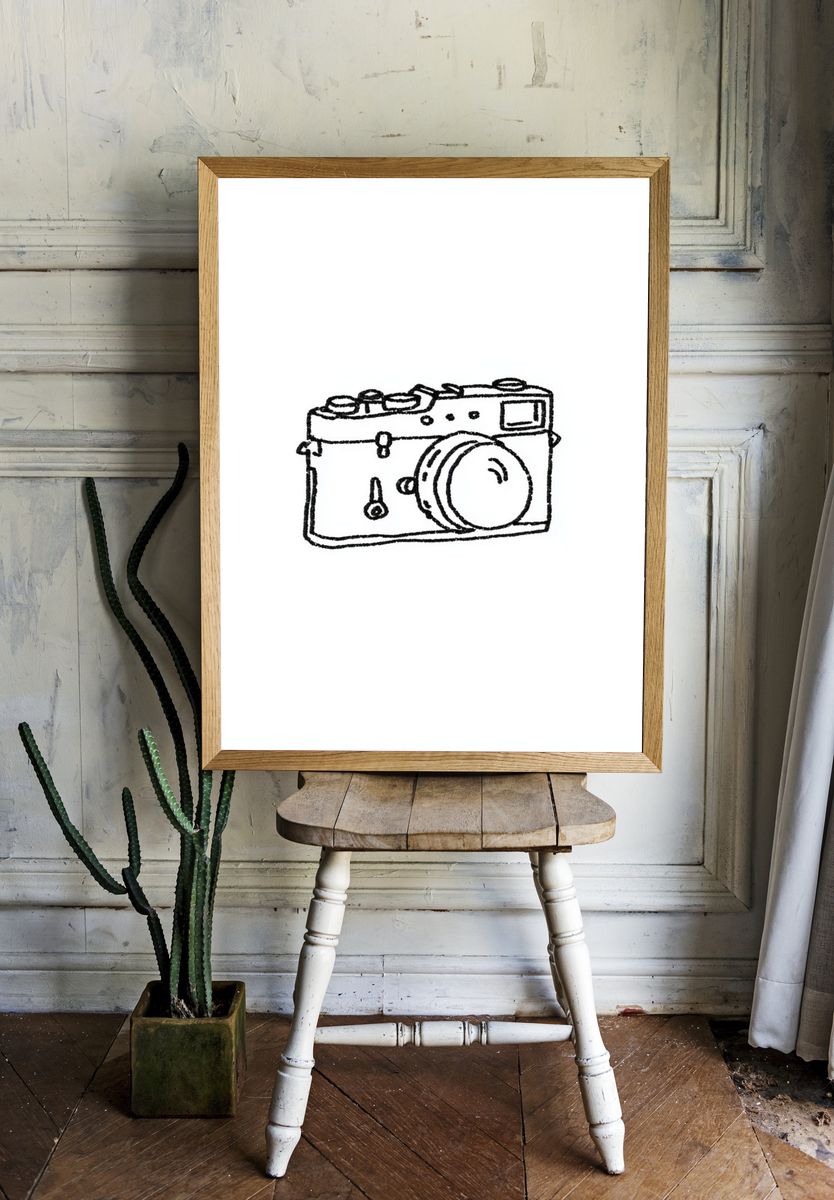 Camera Line-Art Poster. — room view 1