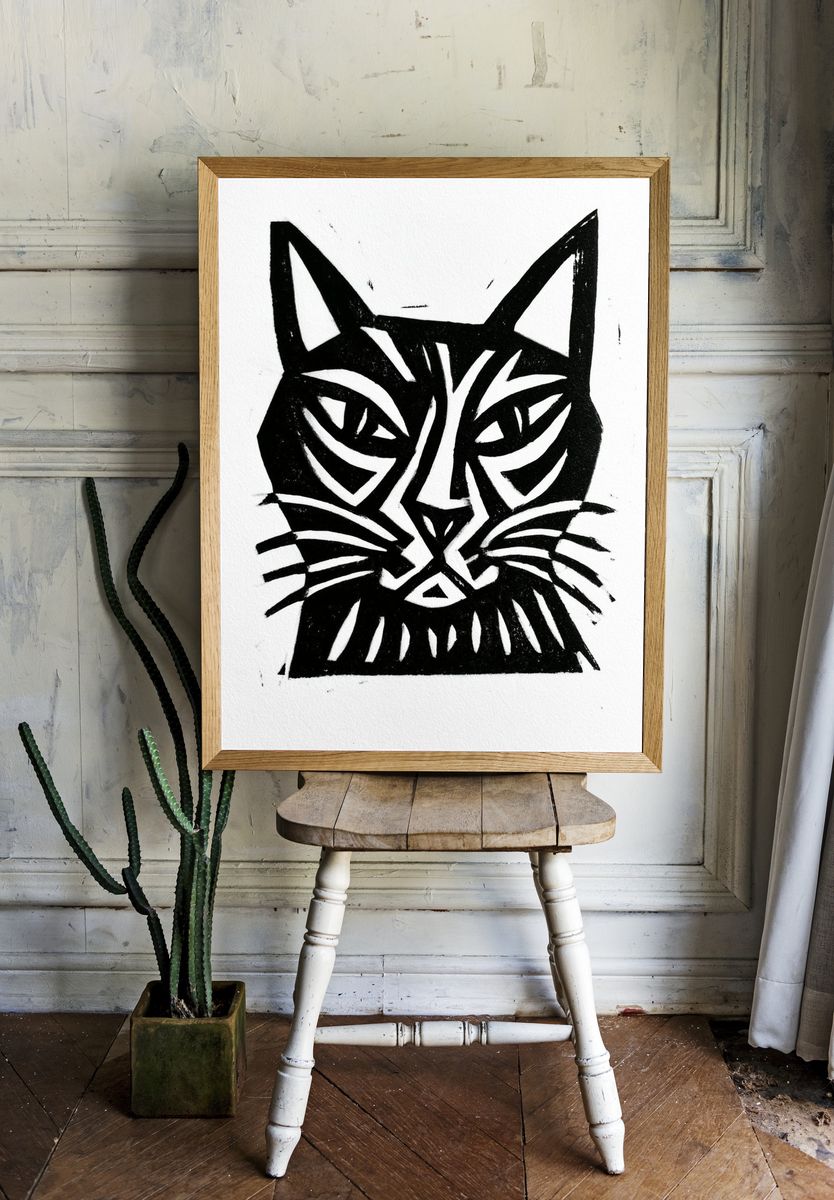 Geometric Cat Face Print. — room view 1