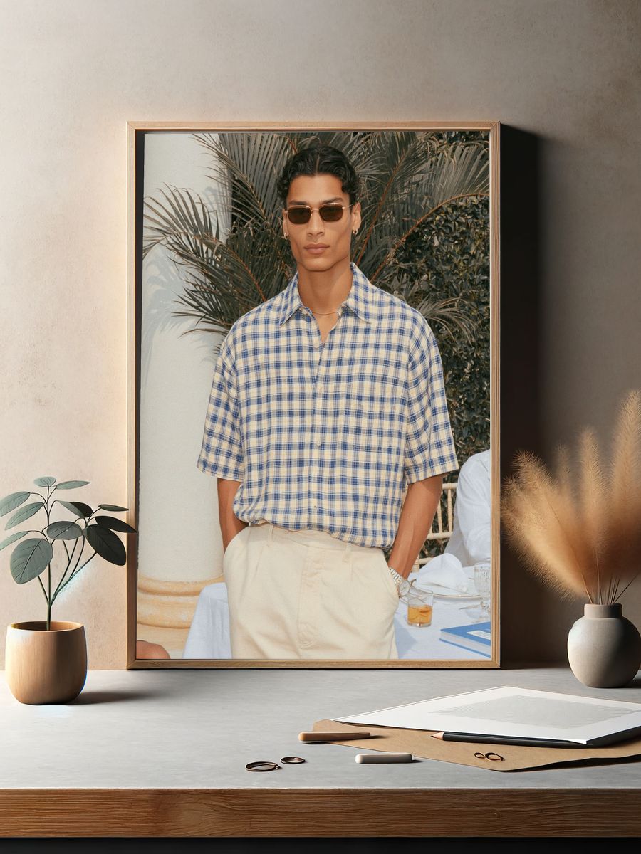 Fashion Portrait Photography Poster. — room view 2