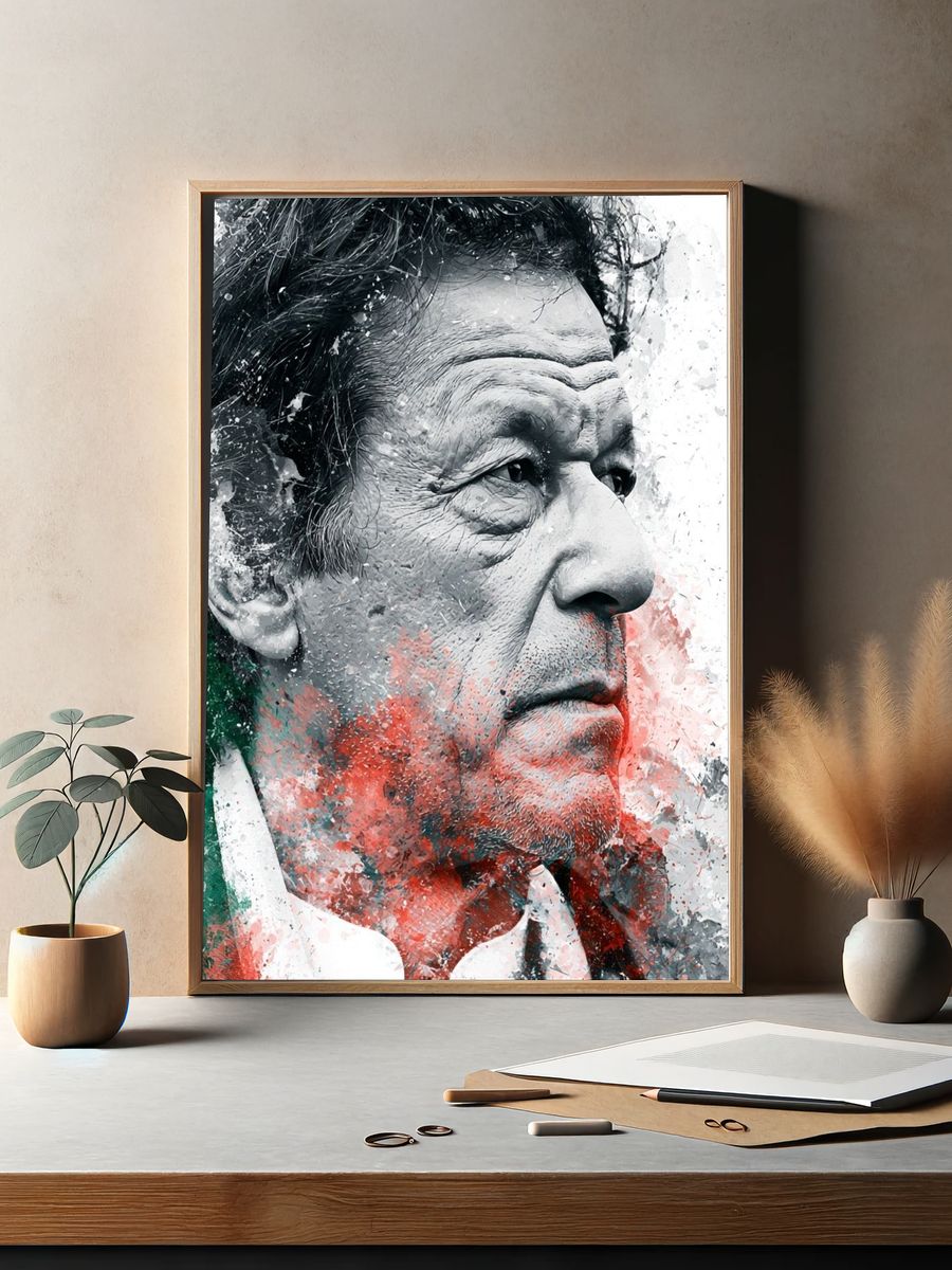 Abstract Portrait Splash Print. — room view 2