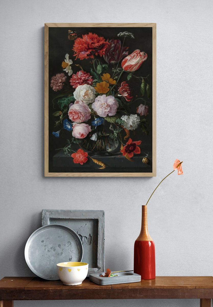 Still Life Flowers Glass Vase. — room view 3