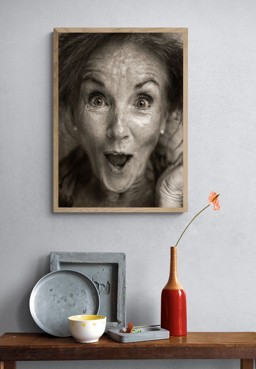 Surprised Woman Portrait Print. — room view 3