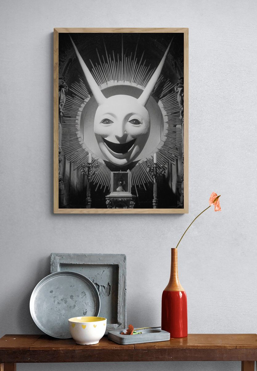 Surrealist Mask Sculpture — Fine Art Print. — room view 3