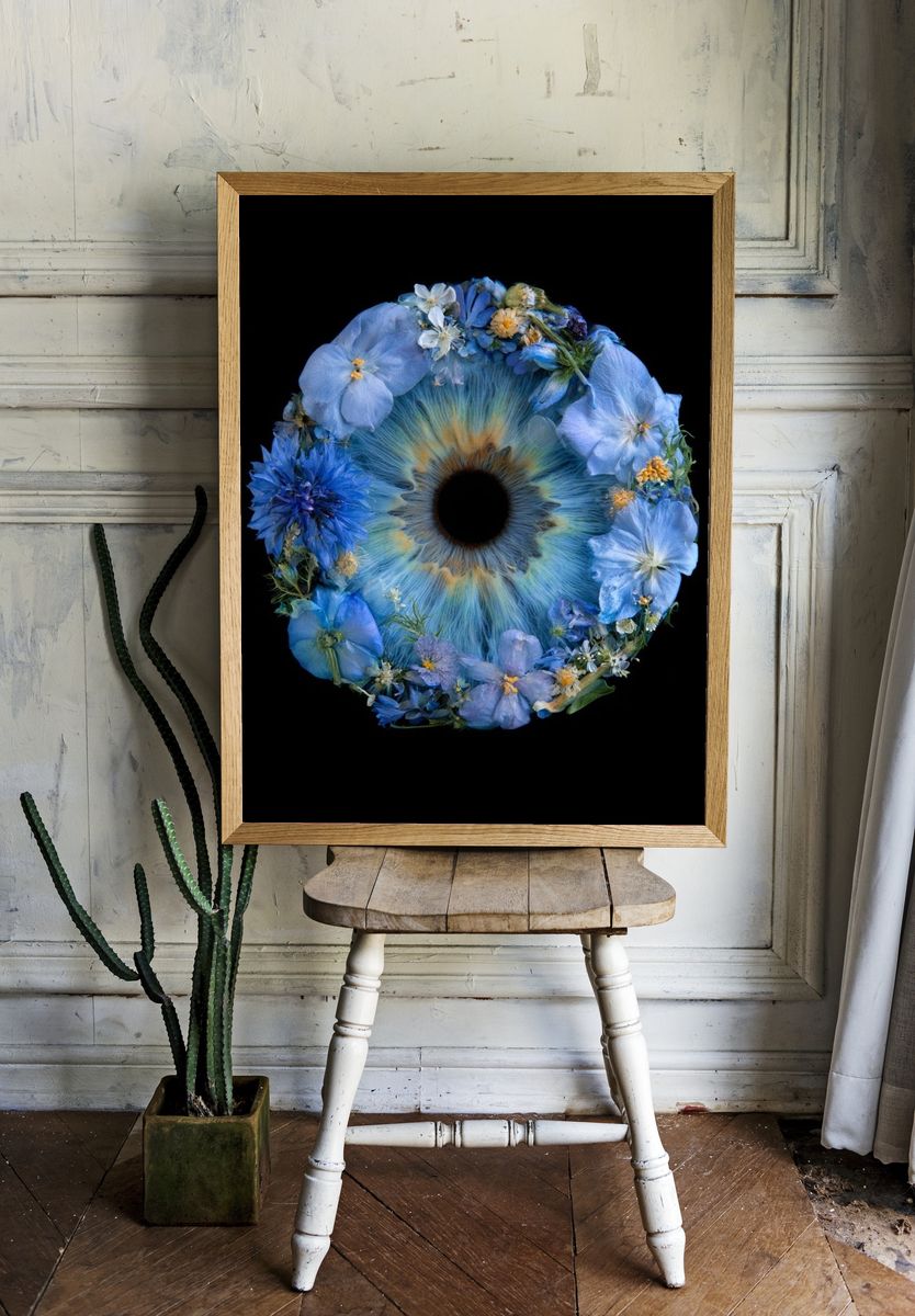 Blue Floral Eye Print. room preview