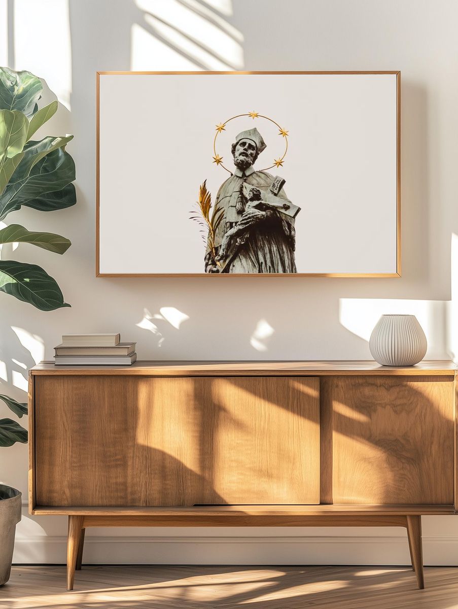 Stone statue saint crucifix gold. — room view 3