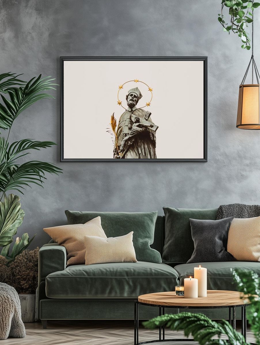 Stone statue saint crucifix gold. — room view 4