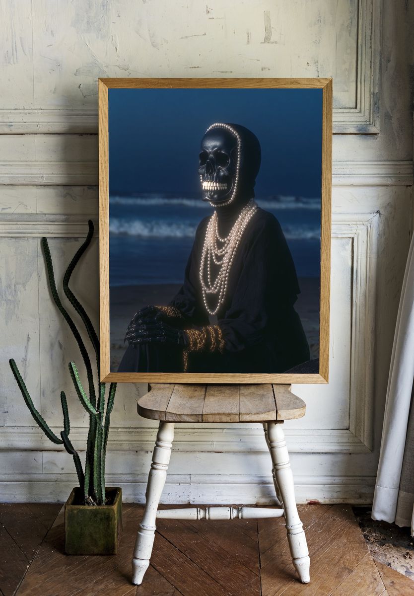 Pearl Skull Portrait Poster. — room view 1