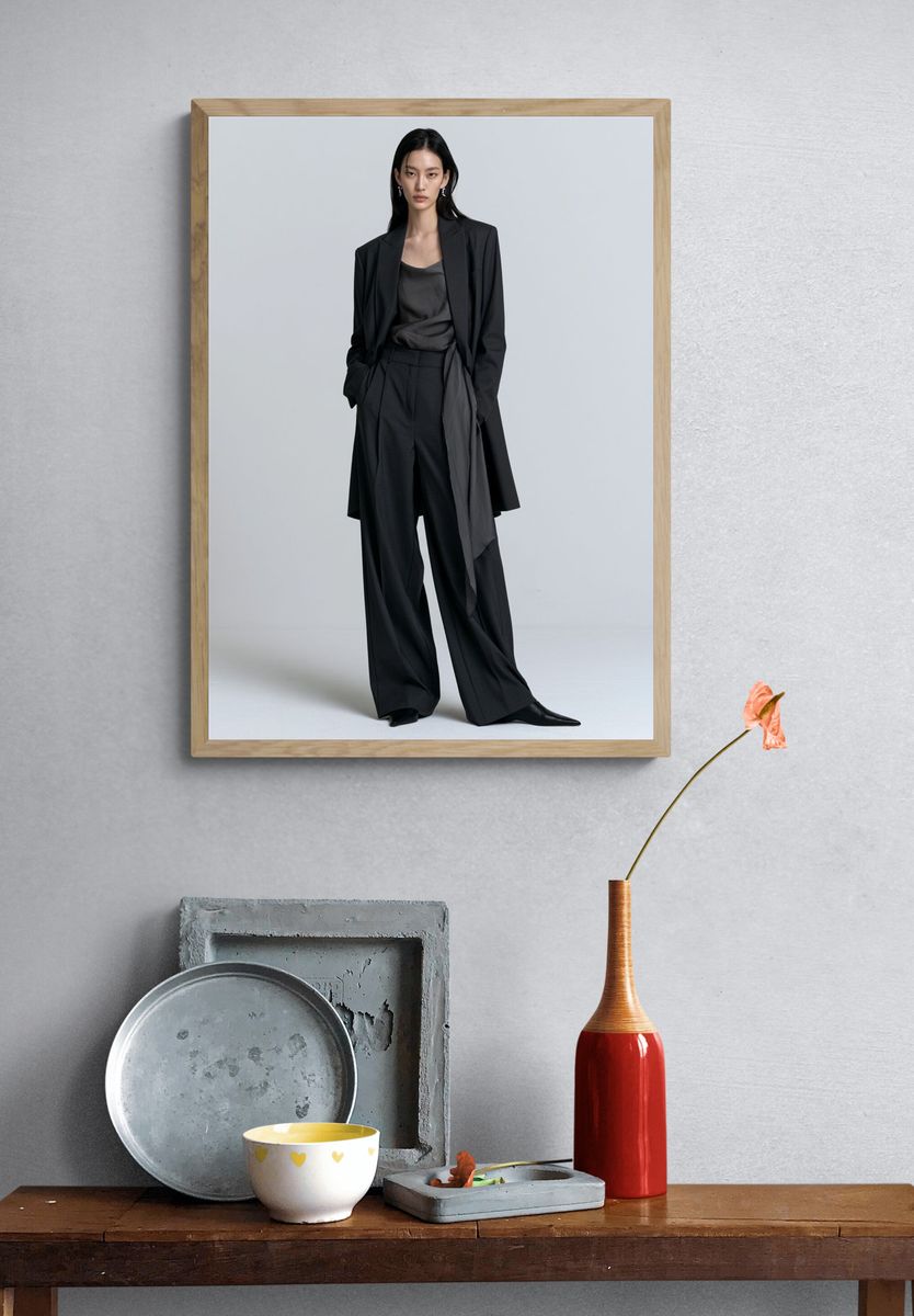 Minimalist Fashion Portrait Poster. — room view 3
