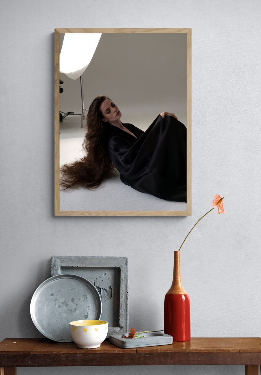 Fashion Studio Portrait Poster. — room view 3