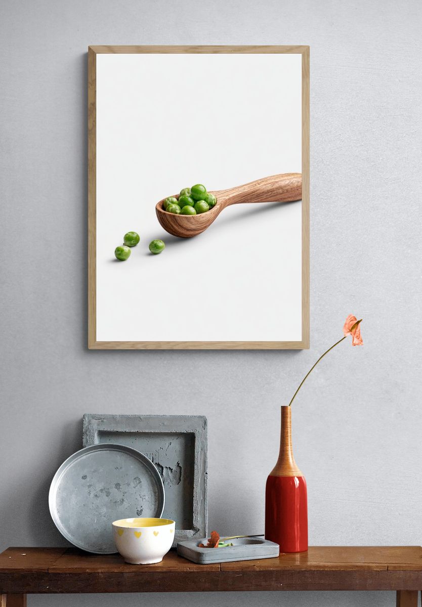 Green Peas Still Life Poster. — room view 3