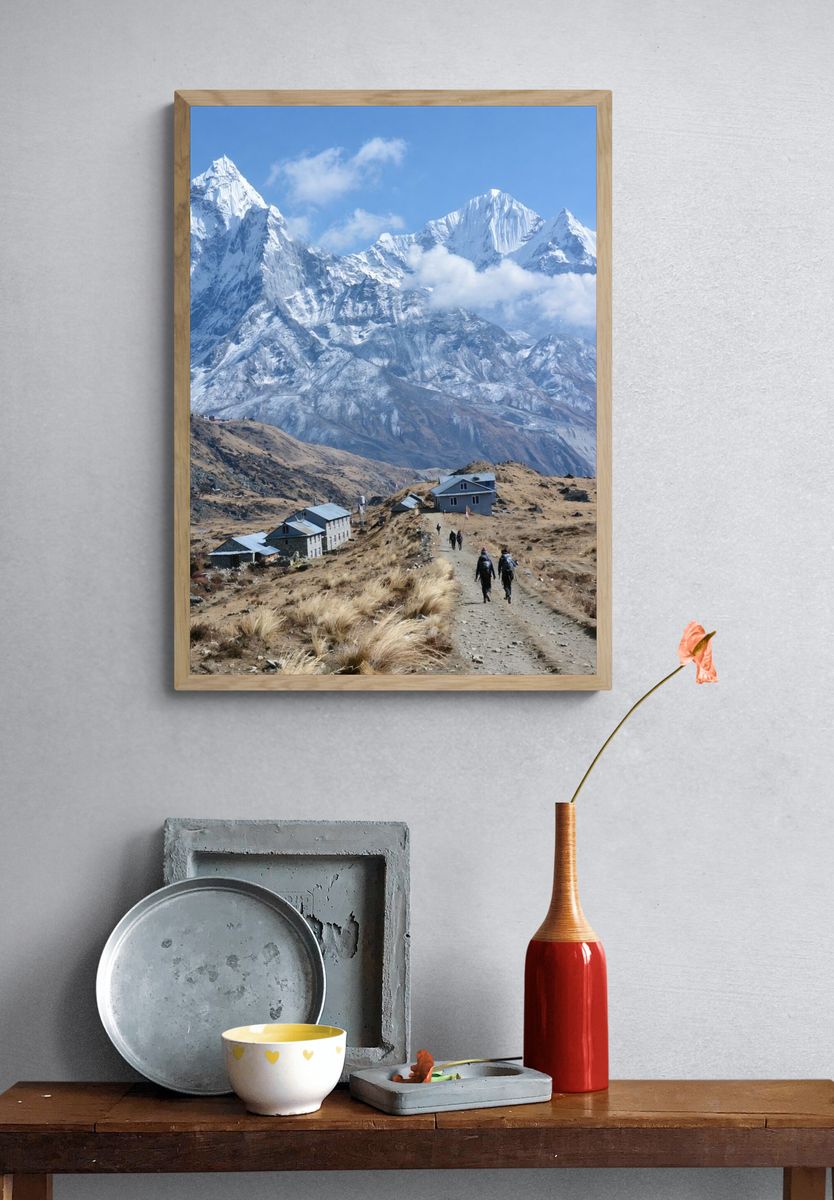 Snowy Himalayan Peaks Photography Poster. — room view 3