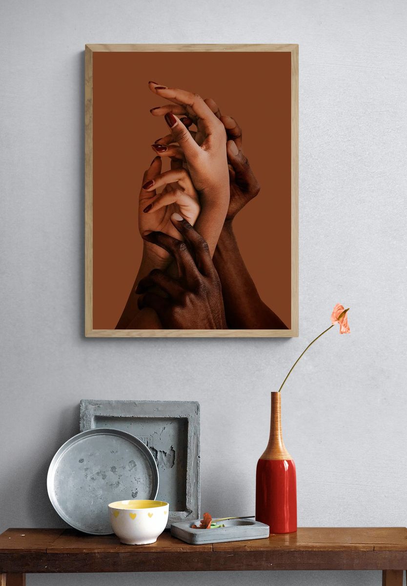 Four hands reaching up. — room view 3