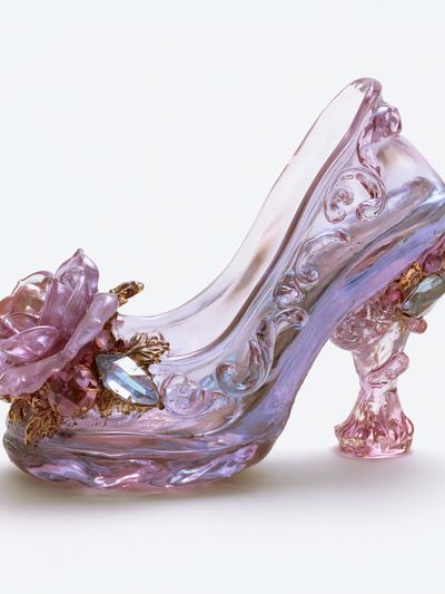Crystal High Heel Illustration Print.