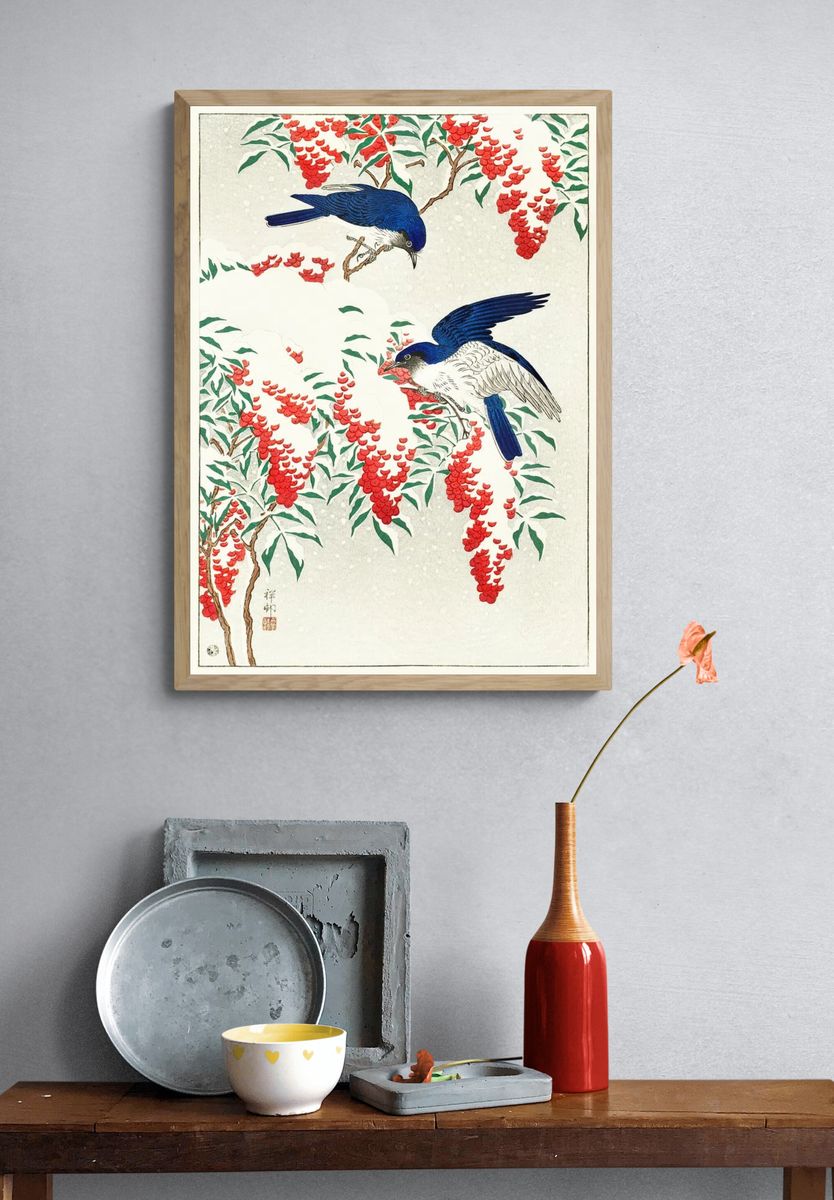 Flycatchers nandina bush. — room view 3