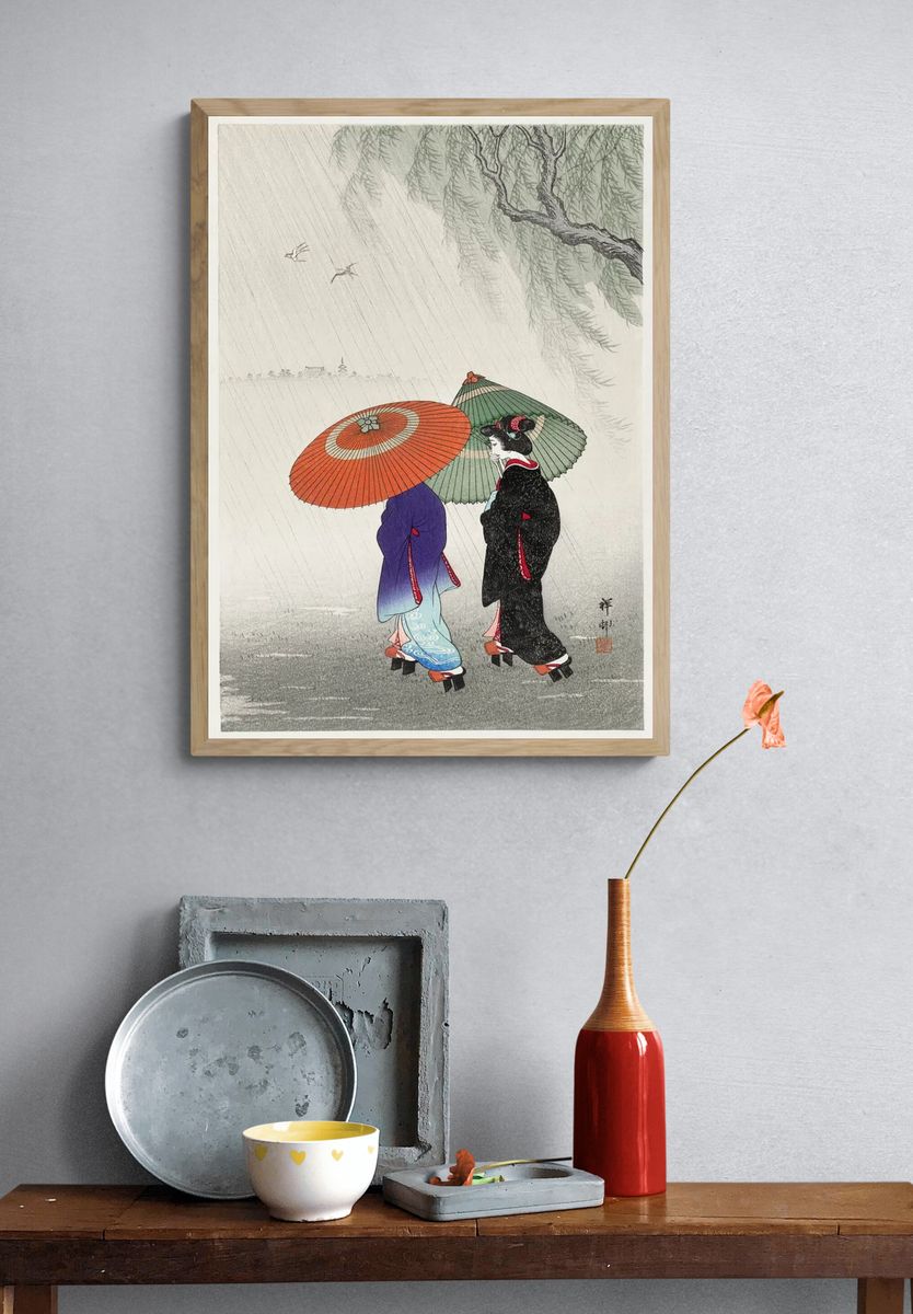 Two women rain. — room view 3