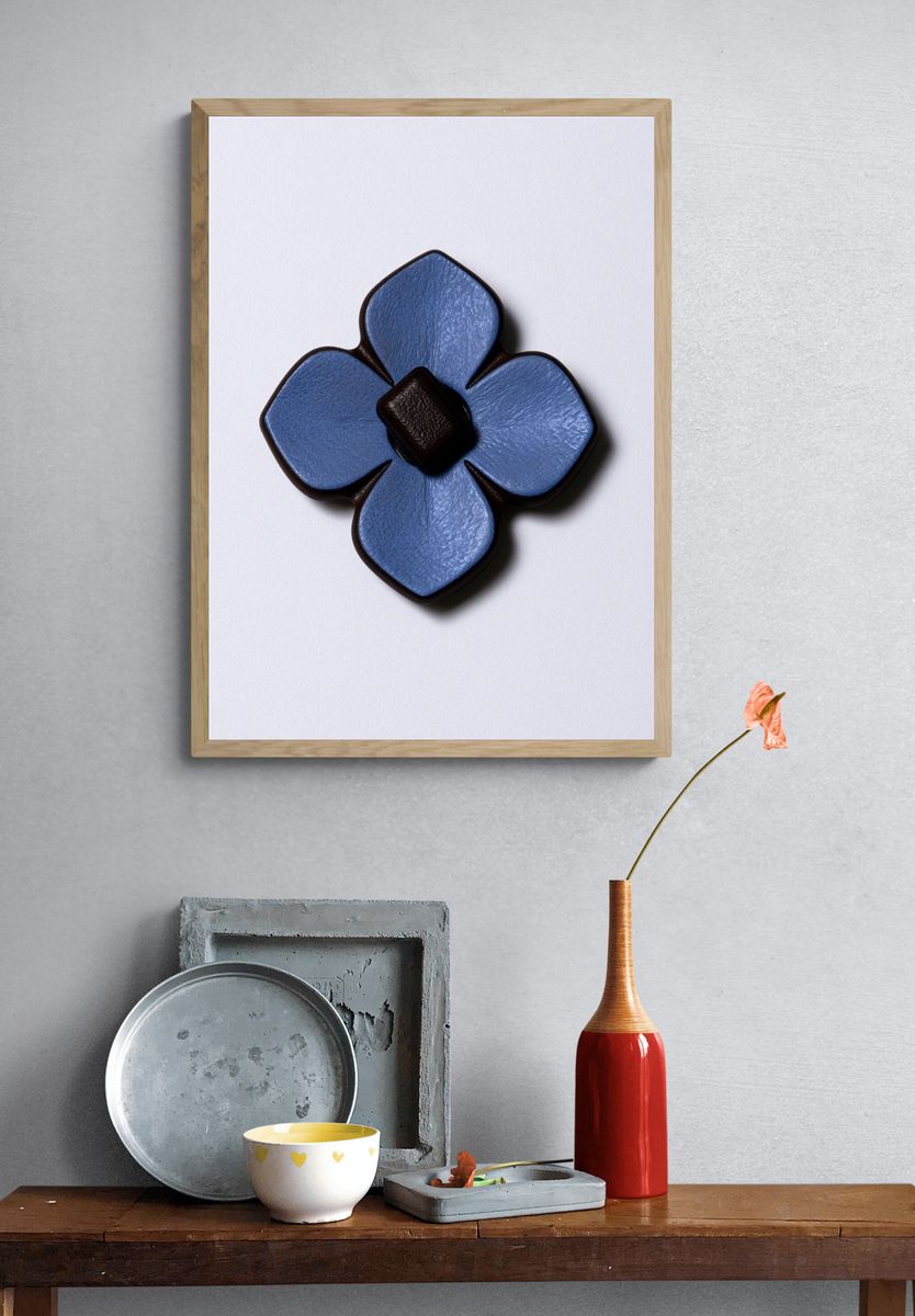 Blue Floral Emblem Minimalist Print. — room view 3