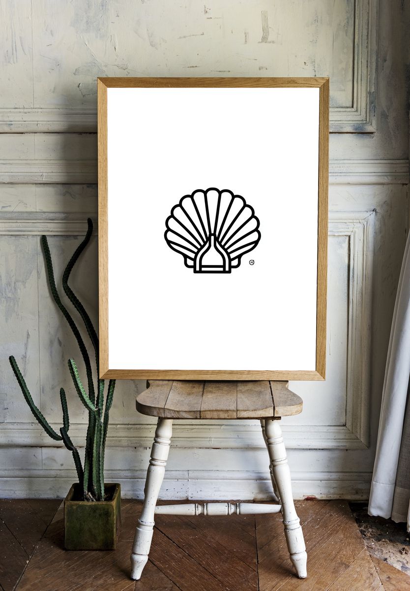 Shell Emblem Minimalist Print. room preview