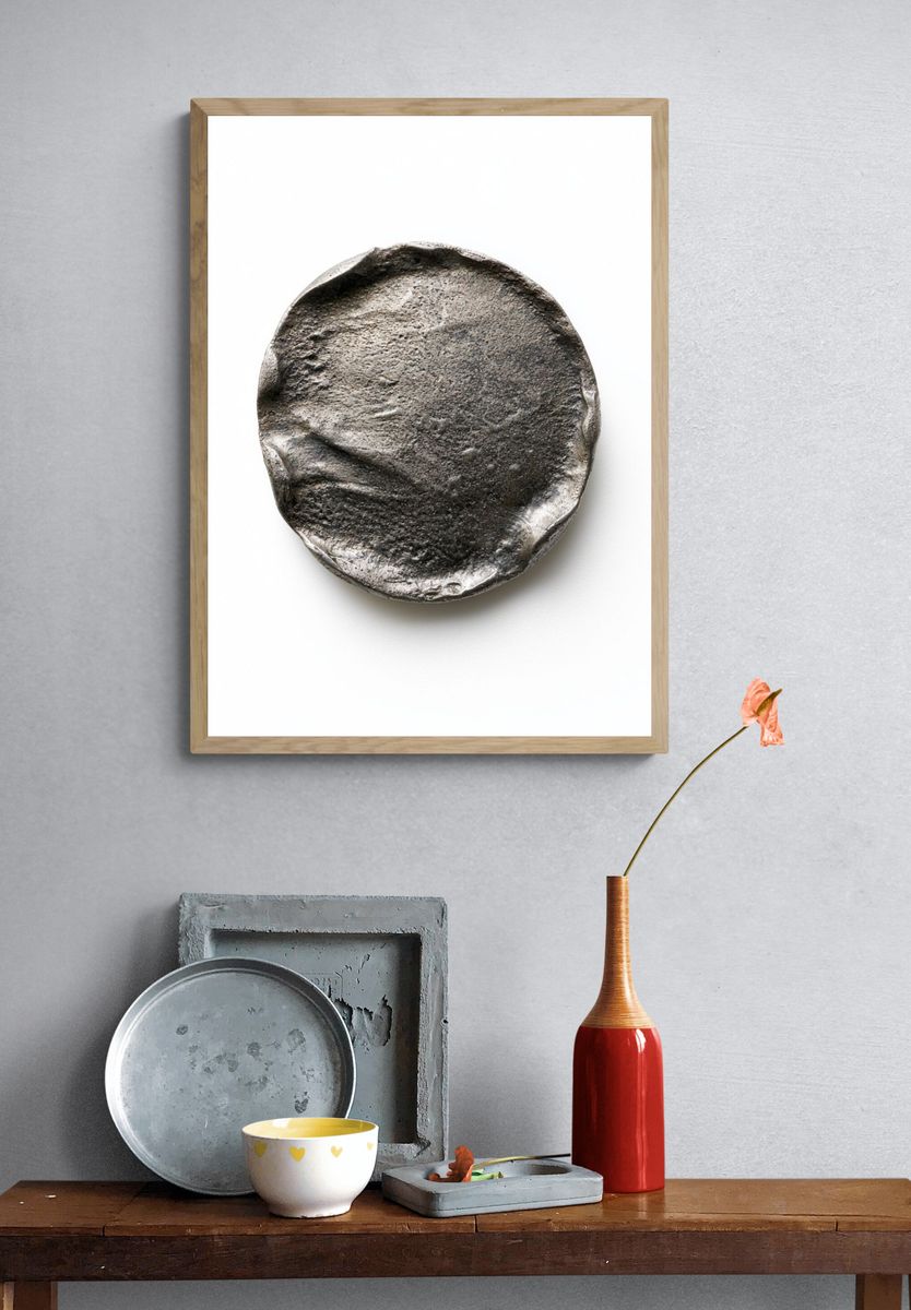 Textured Stone Disc Minimalist Print. — room view 3