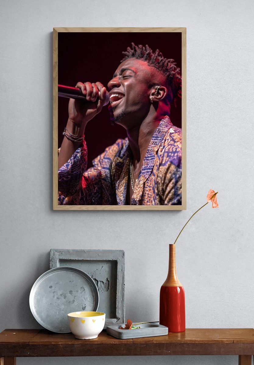 Soulful Singer — Music Print. — room view 3