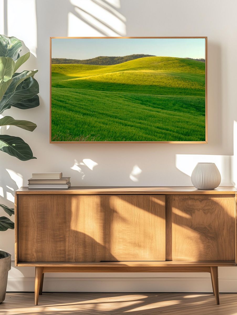 farm located Moscow, Idaho July. — room view 3