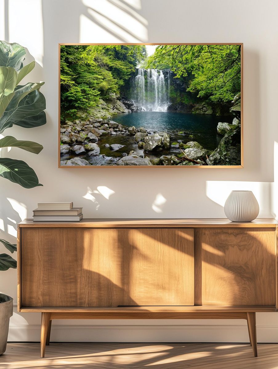 Cheonjiyeon waterfall Jeju island, Korea. — room view 3