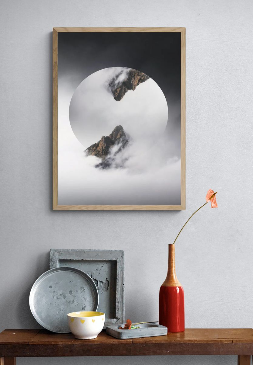 Misty Julian Alps peak round. — room view 3
