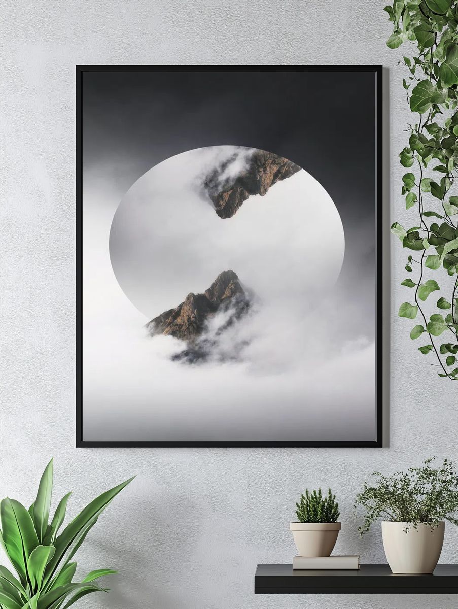 Misty Julian Alps peak round. — room view 4