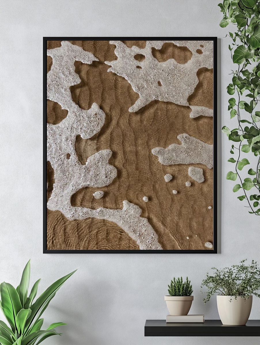 Shallow sea waters textured. — room view 4