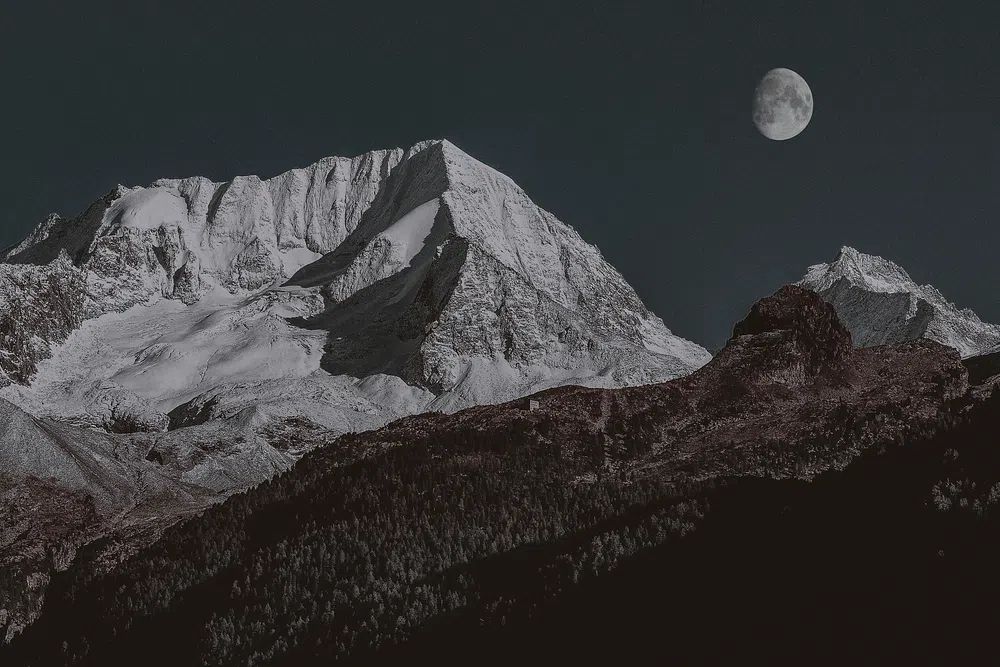 Snow covering top summit Italy. poster — nature art