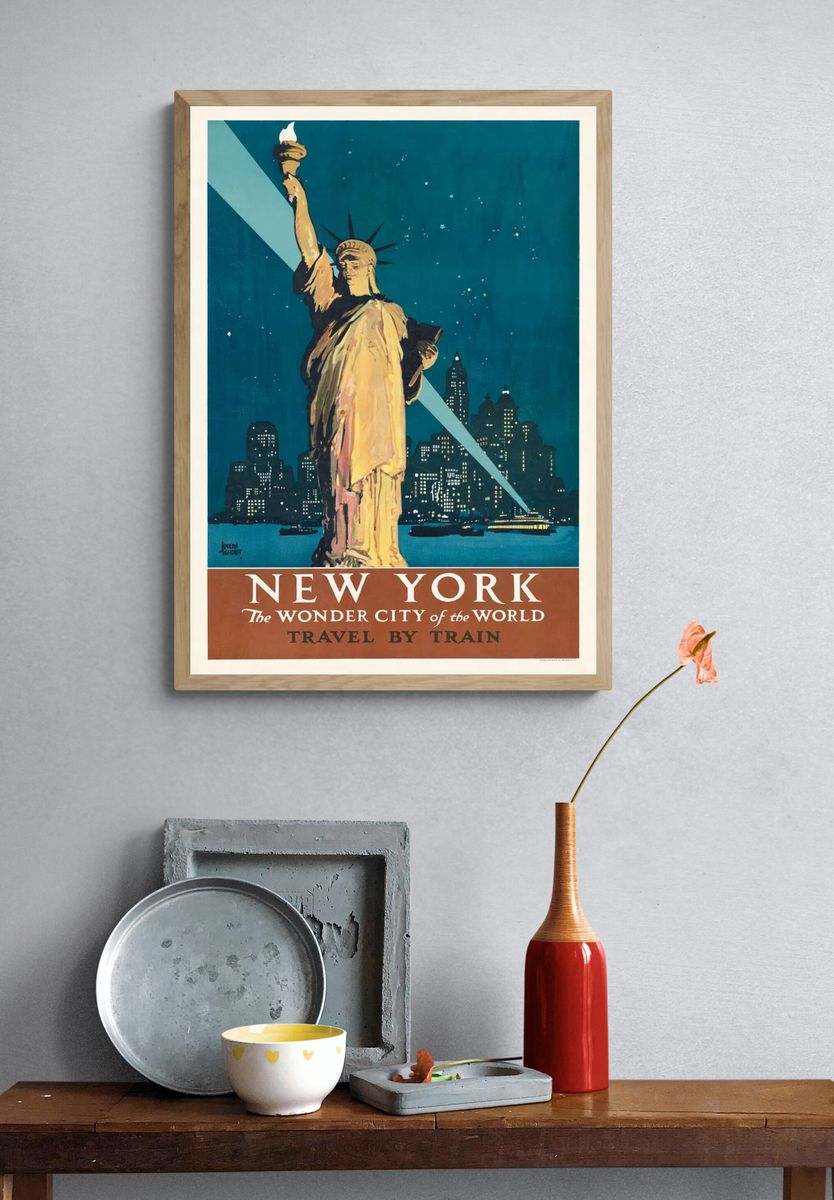 New York, wonder city world. — room view 3