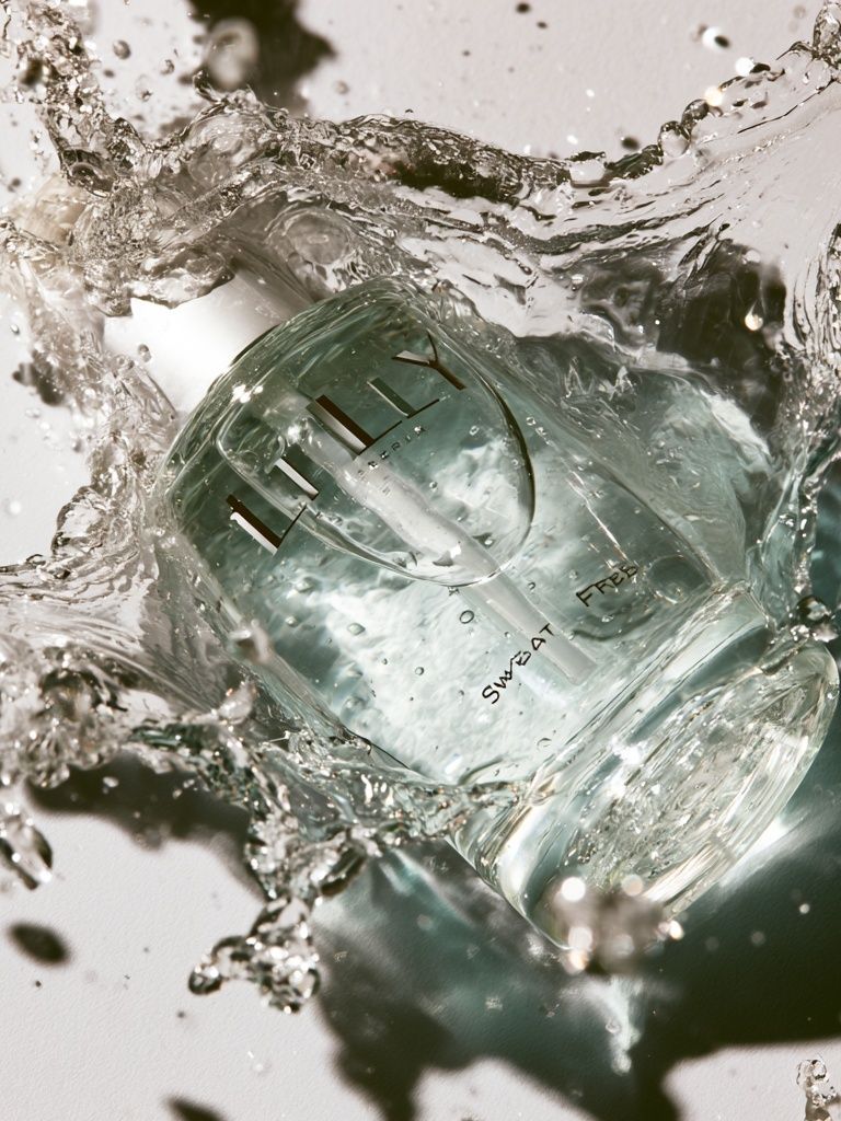 Perfume Splash Photography Poster. poster — photography art