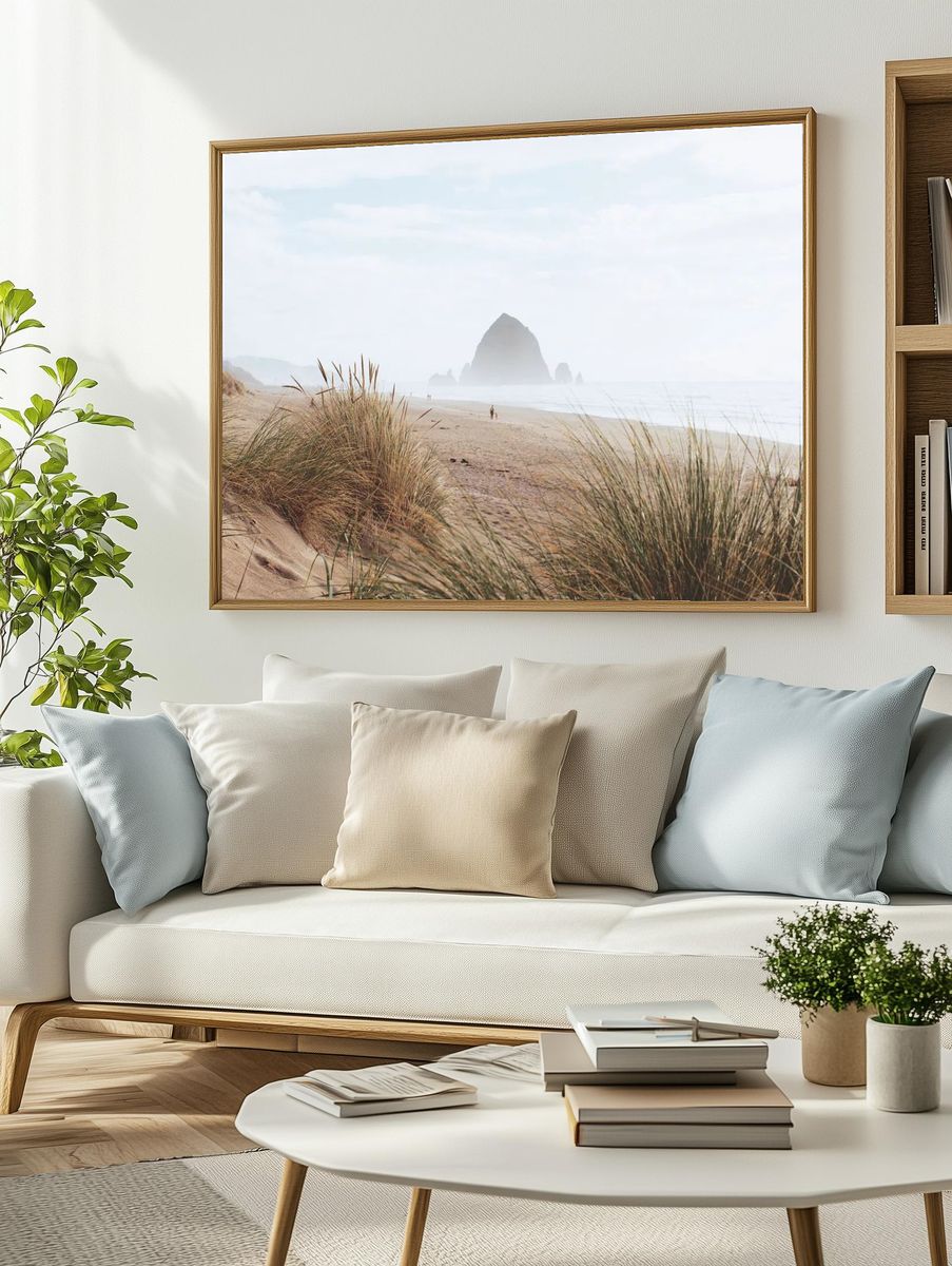 Cannon Beach, Oregon, United States. — room view 2