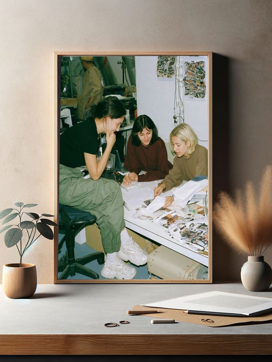 Creative Studio Collaboration Photography Poster. — room view 2