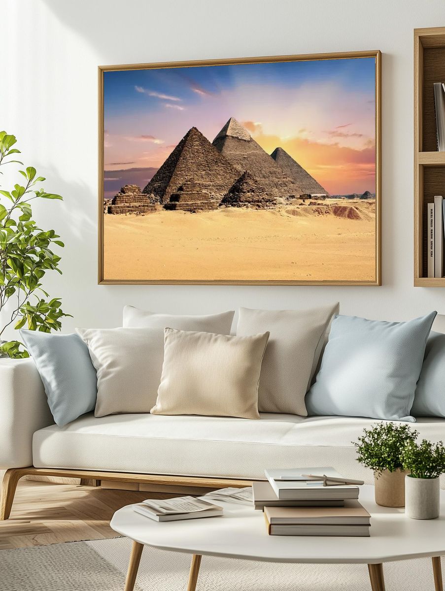 Egyptian pyramids. — room view 2
