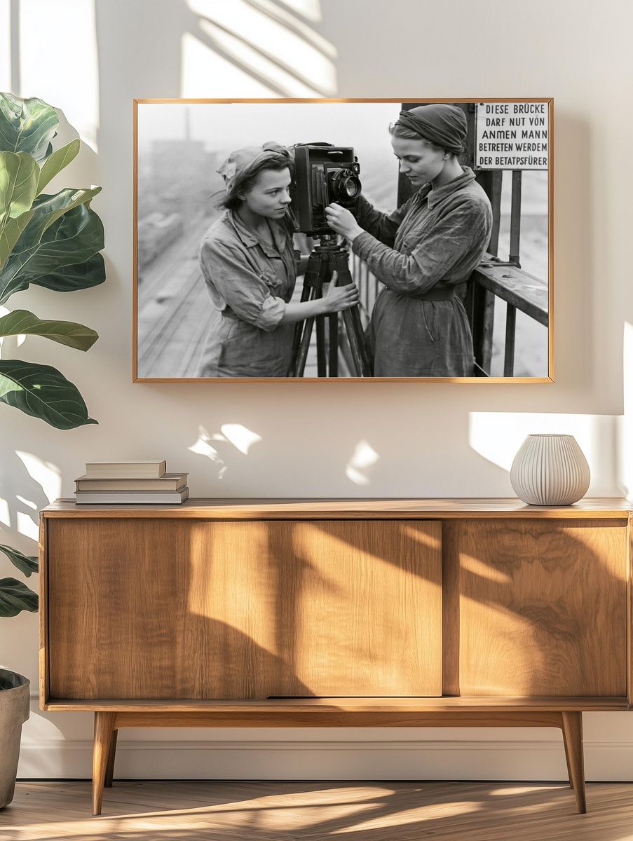 Vintage Women with Camera Poster. — room view 3
