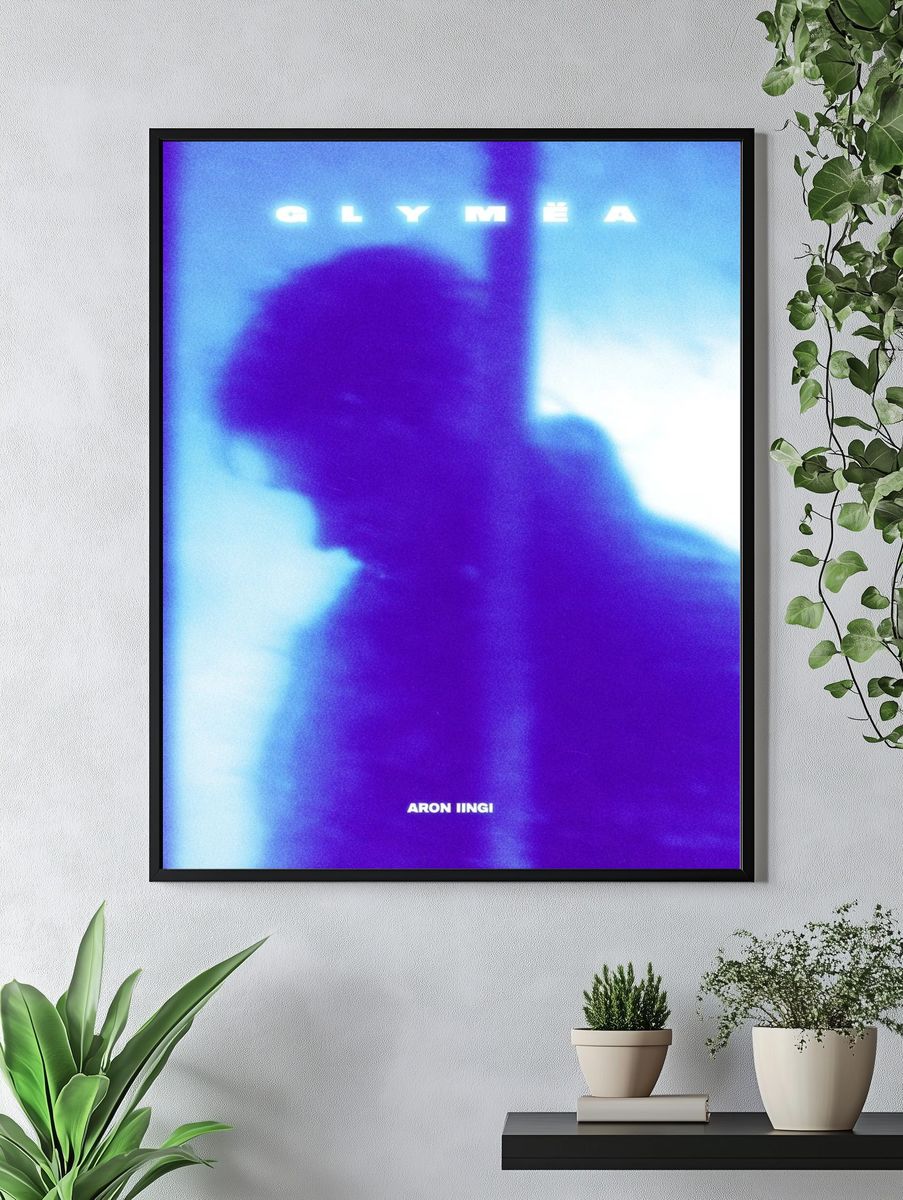 Glyméa Blue Portrait Poster. — room view 4
