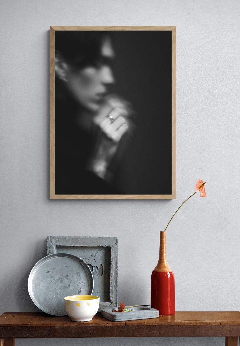 Blurred Portrait Photography Poster. — room view 3