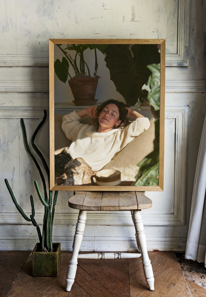 Relaxed Home Portrait Photography Poster. — room view 1